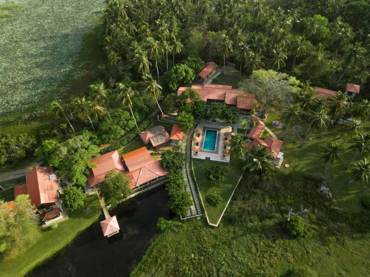 Malala Retreat Hotel Hambantota Exterior photo