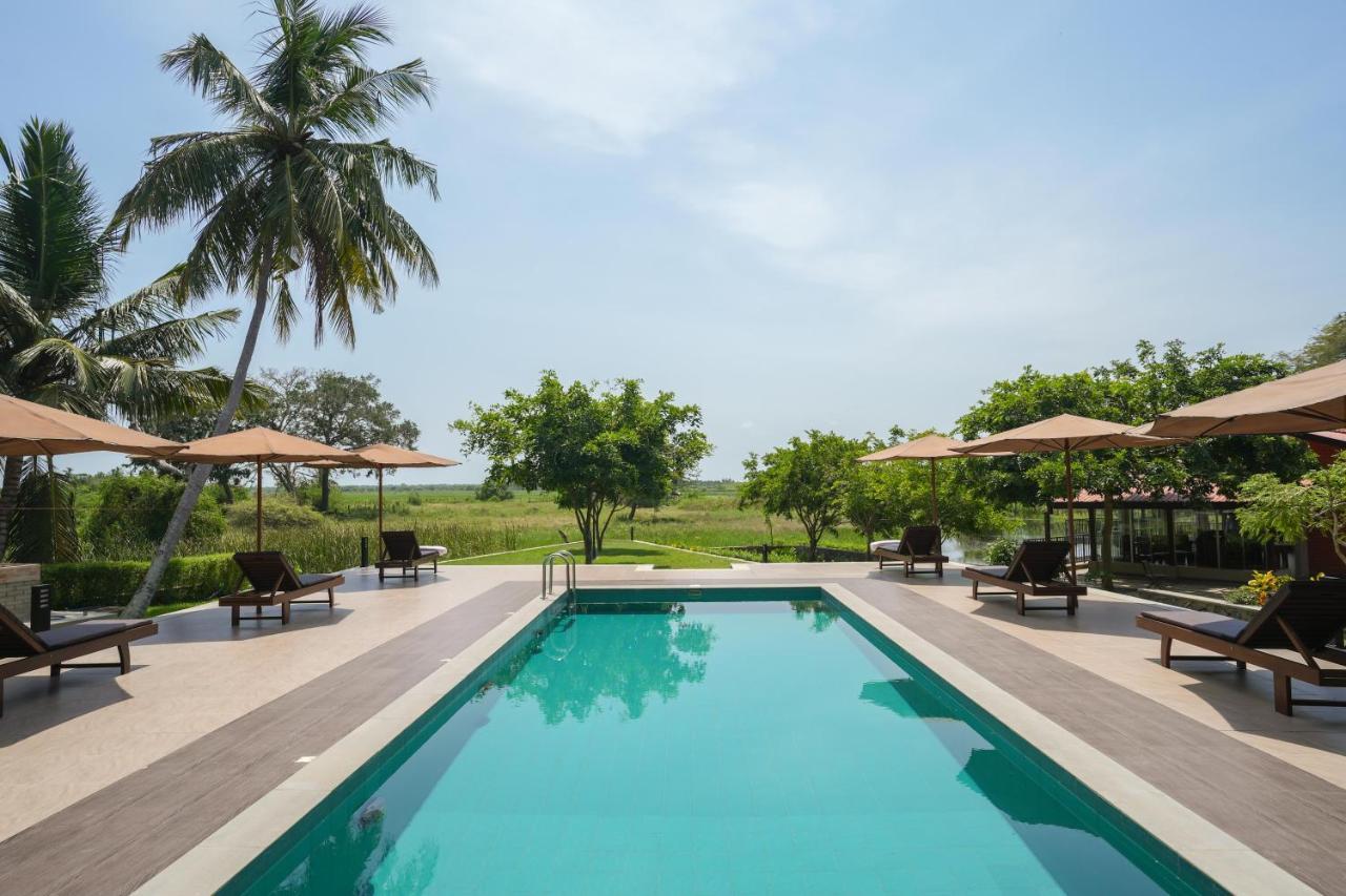 Malala Retreat Hotel Hambantota Exterior photo