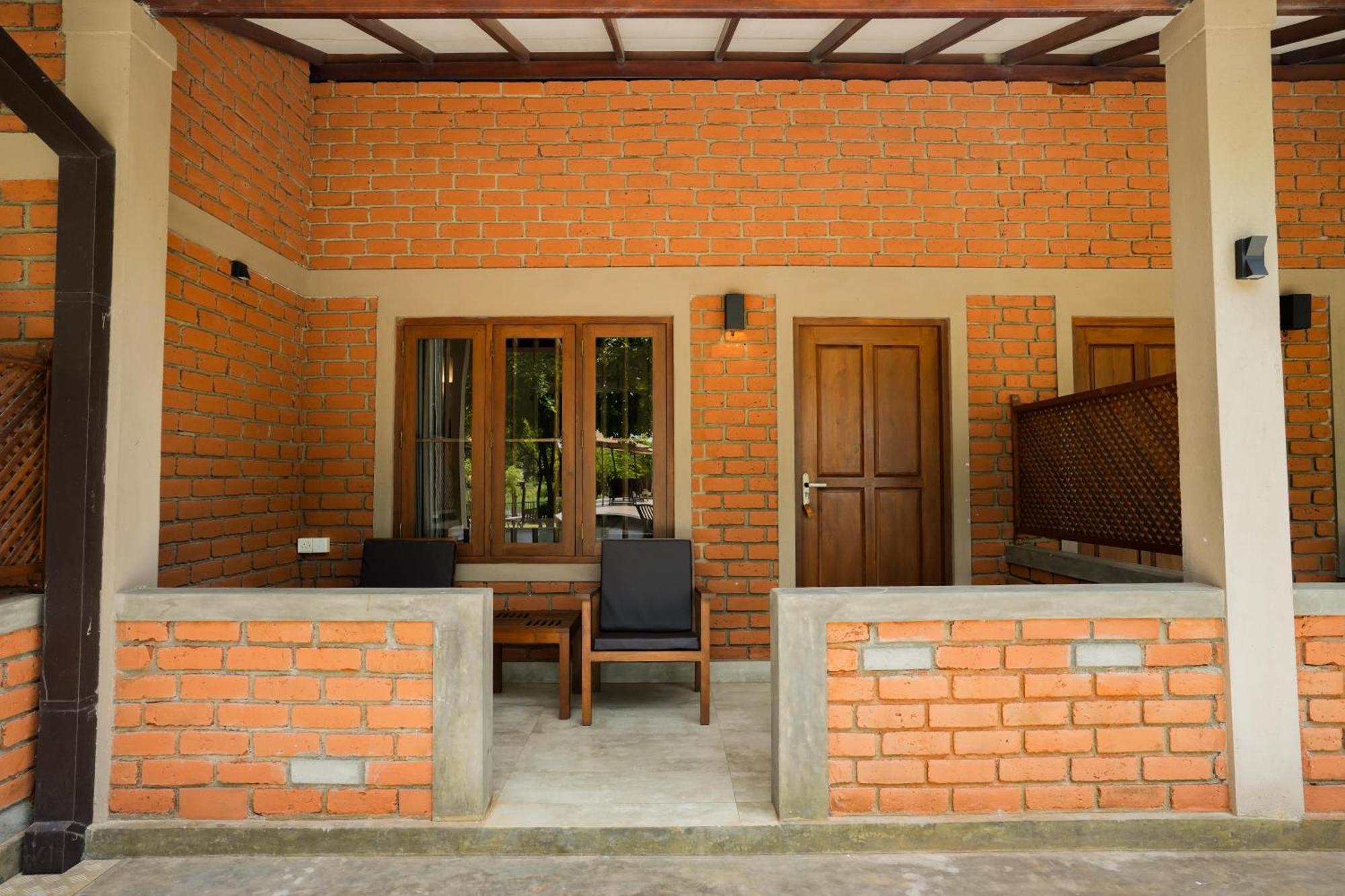 Malala Retreat Hotel Hambantota Exterior photo